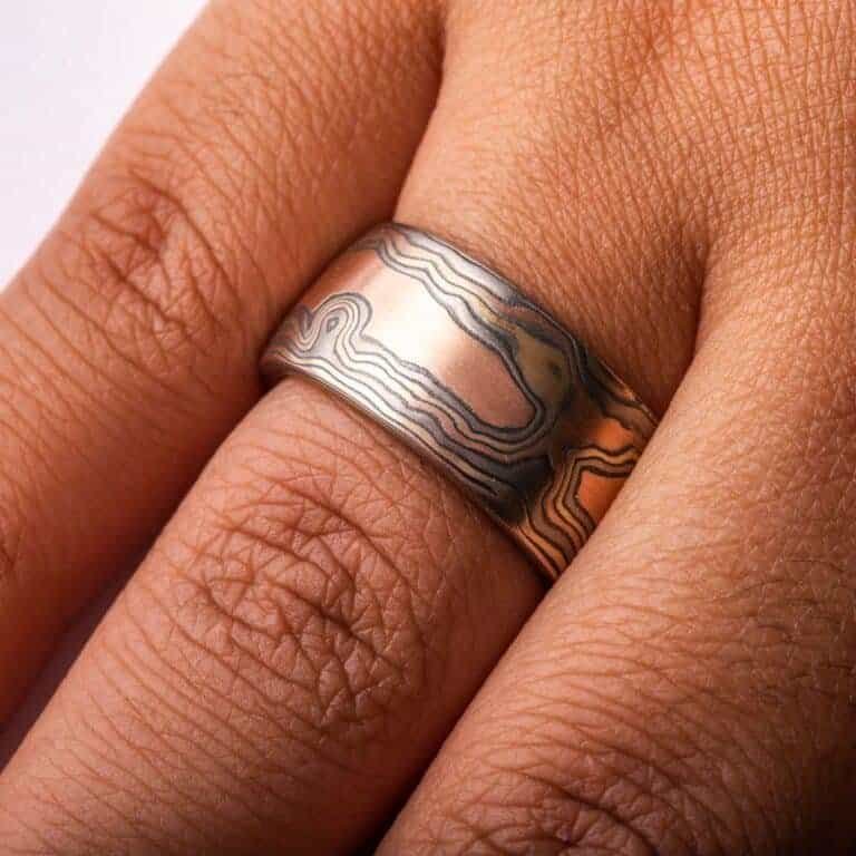 Manly Woodgrain Pattern  Mokume Ring - Image 5