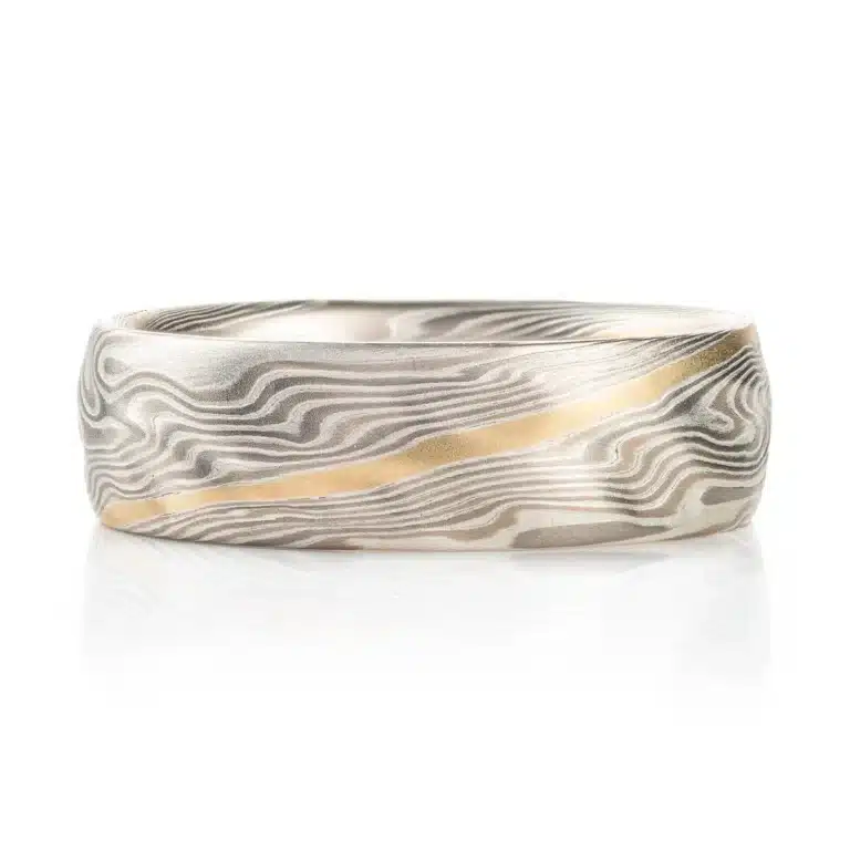 Kazaru Texture Mokume Twist Band in Smoke