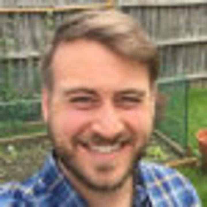 1607977206241-7952-1